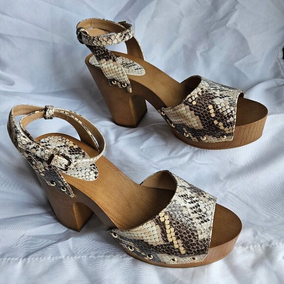 Express Faux Leather Snake Print Wooden Block Heels Sz 8 - Picture 1 of 8